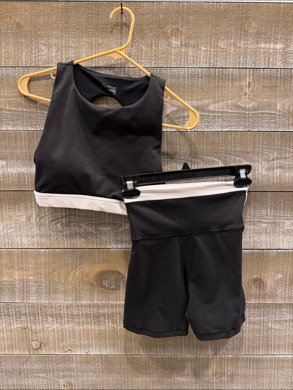 aerie offline Black Active Crop Top & Shorts with white Waistband Size Small